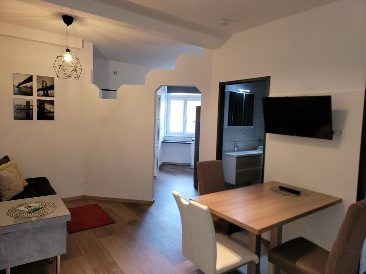 Apartmenthausmannstaetten Hausmannstatten Buitenkant foto